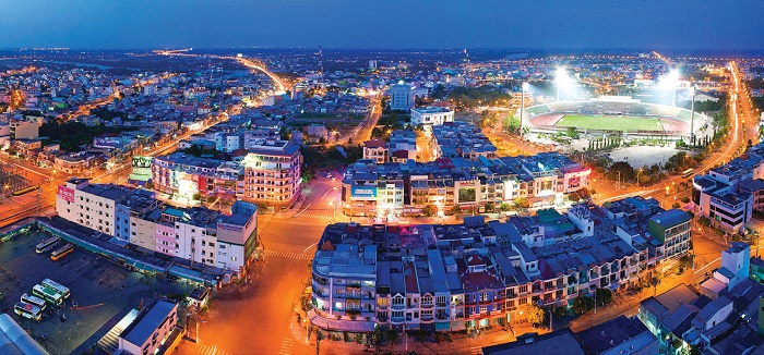 thuê xe du lịch 16 chỗ đi Tân An
