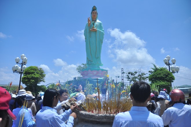 https://thuexehuynhgia.com/wp-content/uploads/2018/11/thue-xe-di-cha-diep-1.jpg
