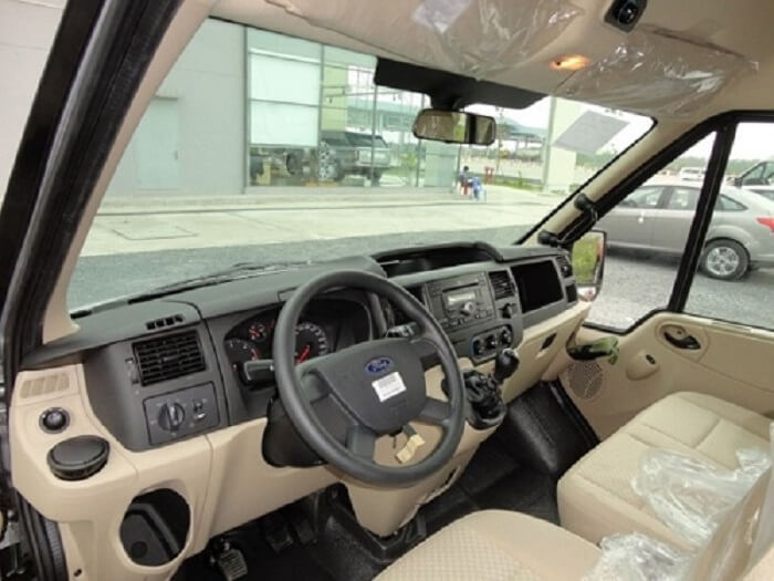 Cho thuê xe tháng 16 chỗ Ford Transit tại TPHCM giá rẻ